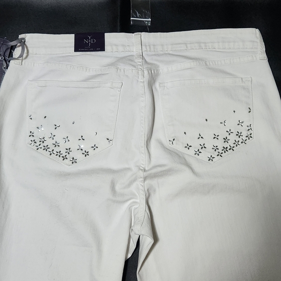NYDJ Rhinestone Pockets Straight Leg - Picture 6 of 13
